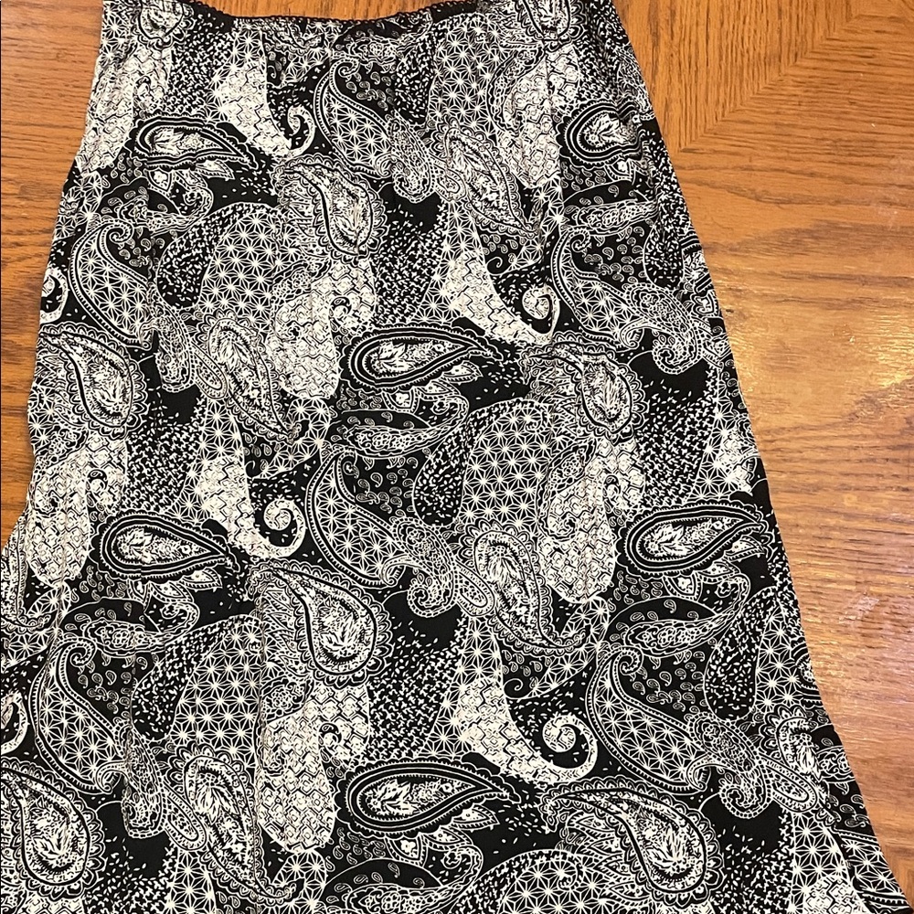 Chic Black and White Paisley A-Line Skirt